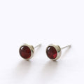 ARETES CABUJON GRANATE PLATA