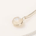 COLLAR ESPIRITU PIEDRA LUNAR PLATA