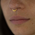 PIERCING LUNA LLENA BAÑO EN ORO