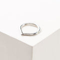 PIERCING CHEVRON PLATA