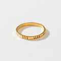 ANILLO FRISO BAÑO EN ORO